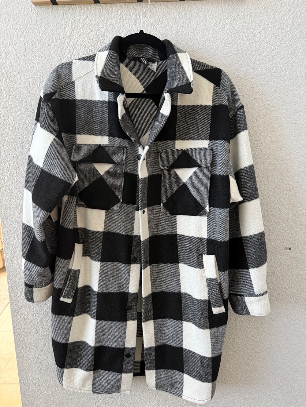 Divided Plaid Shacket Coat XS